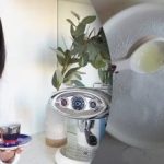 Egy lány megmutatta, hogyan lehet eltávolítani a karcolásokat a tányérokon: a videója sláger lett Egy lány megmutatta, hogyan lehet eltávolítani a karcolásokat a tányérokon: