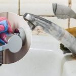 Hogyan lehet könnyen eltávolítani a lepedéket a csapból: a szakértők megosztják a bevált módszert Hogyan lehet könnyen eltávolítani a lepedéket a csapból: a szakértők